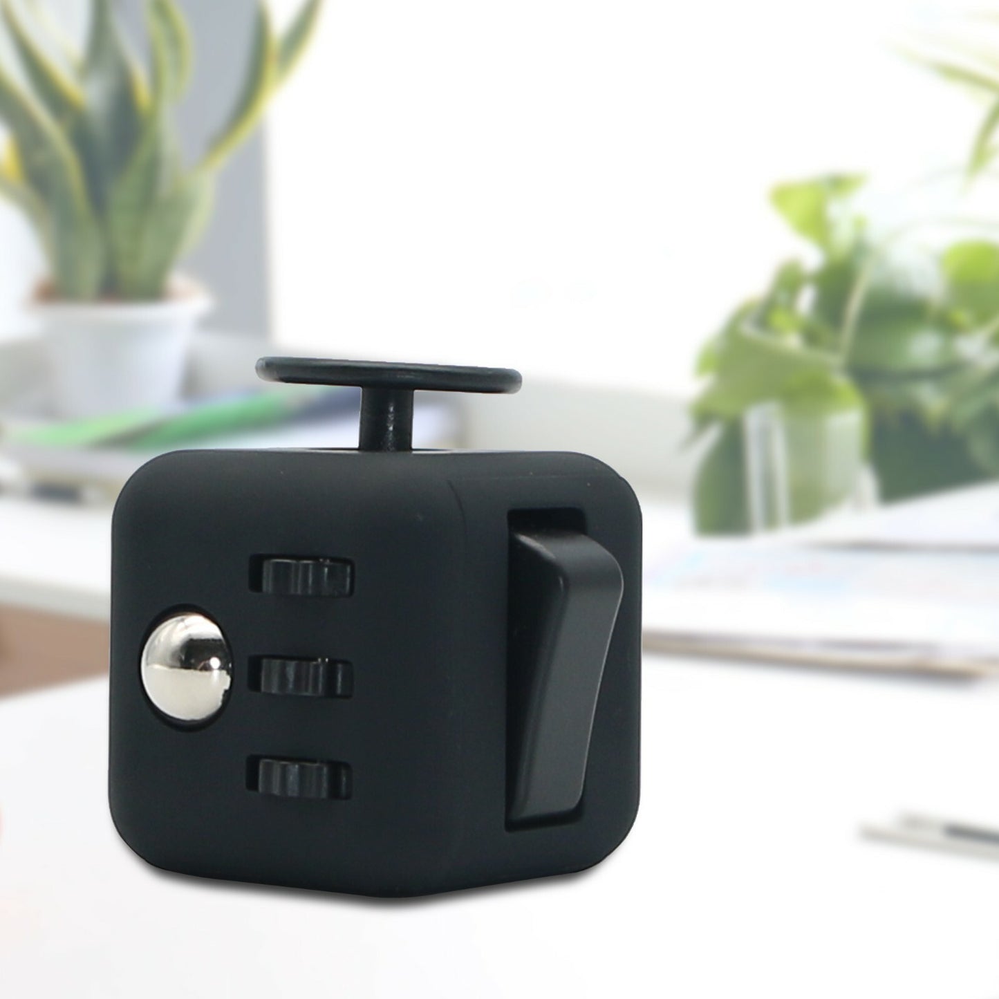 Fidget Cube – Calmora Focus Switch™